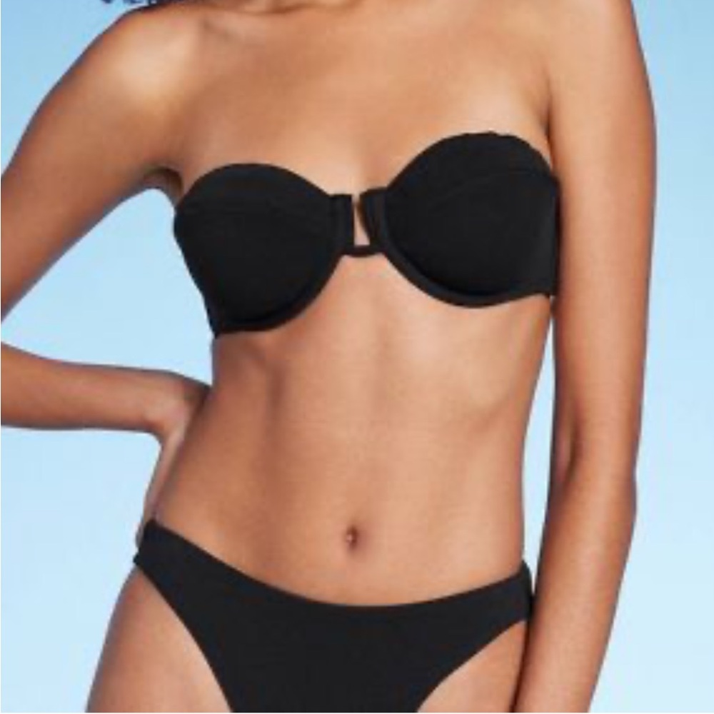 Black convertible bakini top